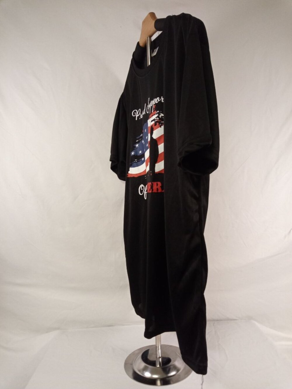 Armored Sportswear Men's Black Red White Blue Veteran Athletic Tee Size Large